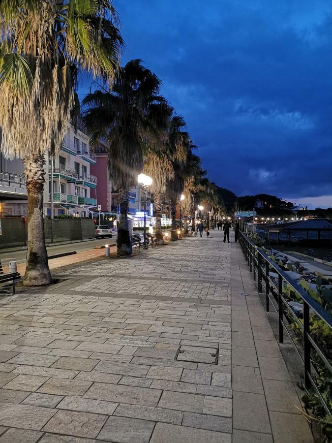 Appartement Raggio Di Sole à Sestri Levante Extérieur photo